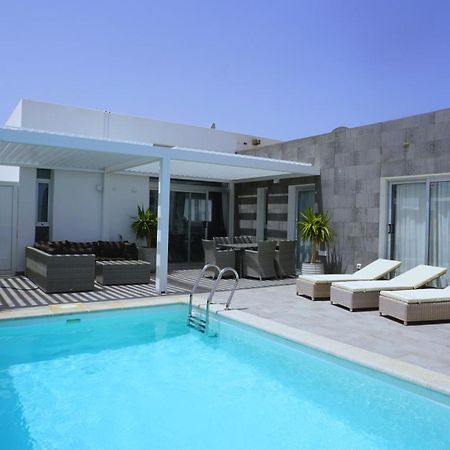 Villa Patricia Playa Blanca Exterior foto